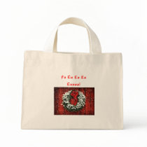 Snowy Christmas Wreath Tote Bag