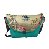 Souvenirs de Versailles (print outside) Messenger Bags