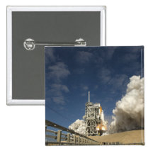 Space Shuttle Atlantis lifts off 20 Pinback Buttons