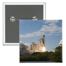 Space Shuttle Atlantis lifts off 7 Pinback Button