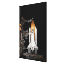 Space shuttle Atlantis sits ready Canvas Print