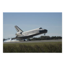 Space shuttle Atlantis touches down 2