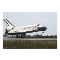 Space Shuttle Discovery touches down 2