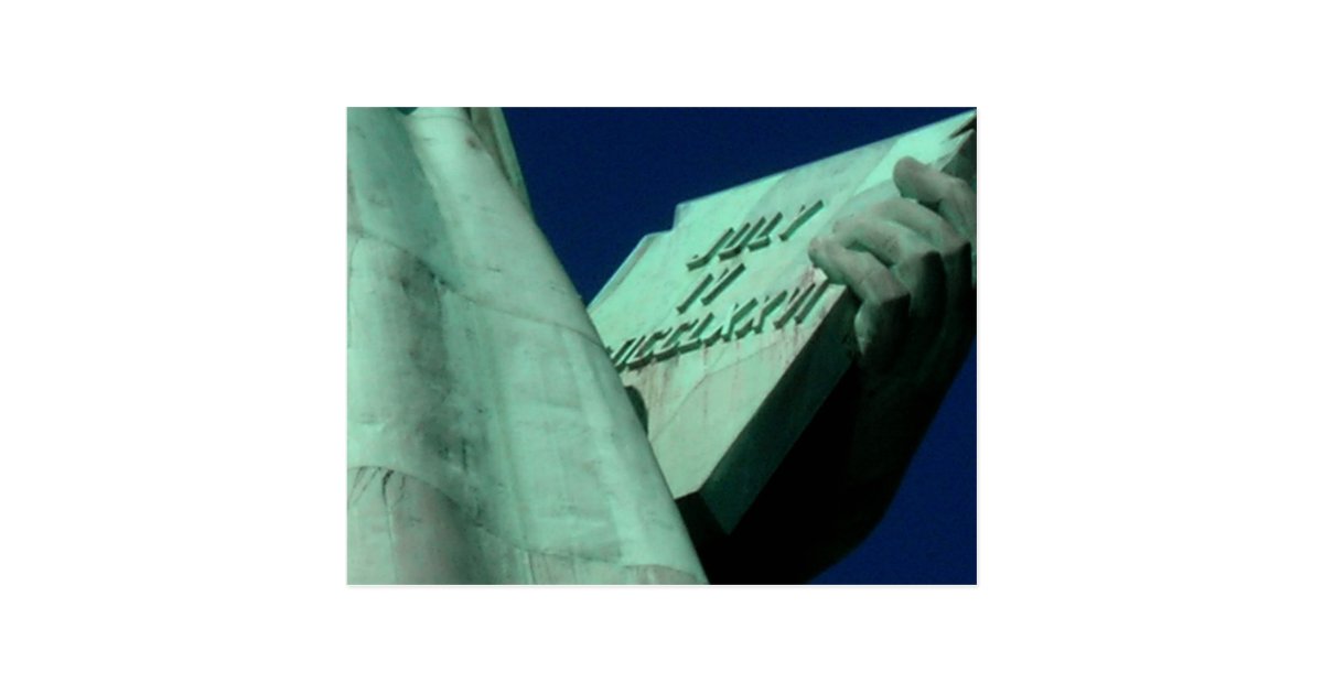 what is printed on the statue of liberty's tablet
