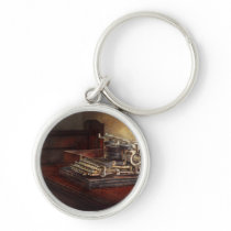 Steampunk - A crusty old typewriter Key Chain