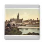 Stone Bridge (i.e. Steinerne Brucke) and cathedral Fridge Magnet