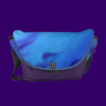 Streaming messenger bags