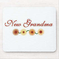 String of Flowers New Grandma mousepads