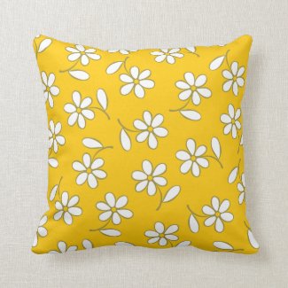 Summer Deep Yellow With White Daisies Pillow