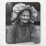 Sunbonnet Style, 1930 Mousepad
