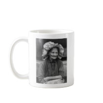 Sunbonnet Style, 1930 Mugs