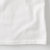 T-Shirt: Detail - Hem (in White)