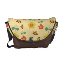Sweet Spring Flowers Messenger Bag