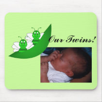 SweetBee Twin Bumble Bees Baby Picture Mousepad