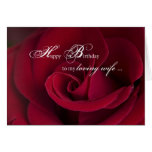 Tarjeta de cumpleaños de los rosas rojos para la e