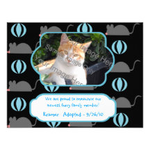 Tarjetas de la invitación de la foto de la adopció