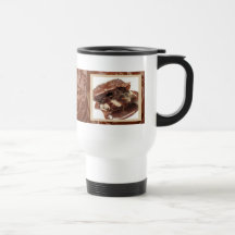 Taza caliente del viaje de la torta del helado del