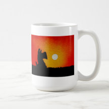 Taza de la puesta del sol del perro del escocés