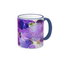 Taza púrpura del campanero del Wallflower