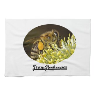 Team Beekeeper (Bee On Yellow Flower) Hand Towel