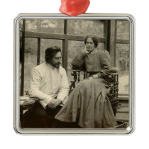 The author Leonid Andreyev with his wife Ornaments