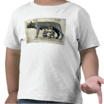 The Capitoline She-Wolf Tshirts
