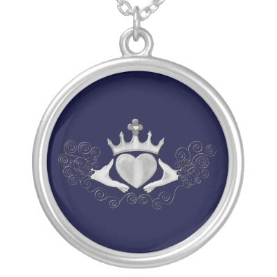 The Claddagh (Silver) Jewelry