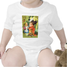 THE DUCHESS INSTRUCTS ALICE IN THE QUEEN'S CROQUET T SHIRT
