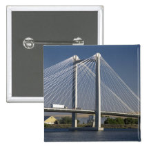 The Ed Hendler Bridge spans the Columbia River Pins