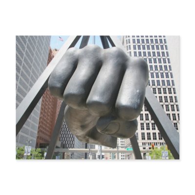 the_fist_postcard-p239976583011523848qibm_400.jpg