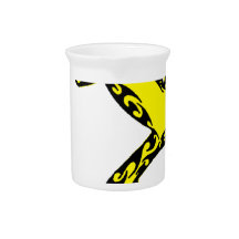 THE FROG MOVES DRINK PITCHERS