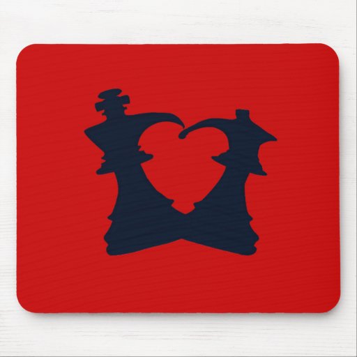 The king and the queen are in love mouse pad