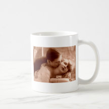 The Kiss Mug