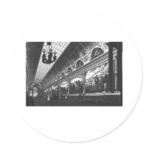 The LOUVRE Round Sticker