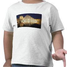 The night view of the glass Pyramid of Musee du Shirts