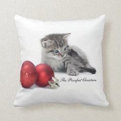 The Purrfect Christmas kitten cushion Throw Pillows