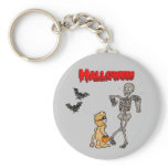 The skeleton is afraid of Halloween - Key Chain