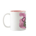 The stuffed toy of the rabbit mugs