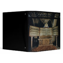 The Verduner Altar, with panels depicting Vinyl Binder