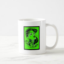 THE WOMAN GREEN MUG