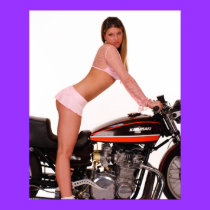 The Z1 with Model Cassie from  "The Thing" posters
