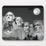 There's a Kitty on Mount Rushmore!