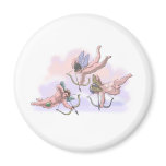 tHrEe CuPiDs magnets