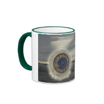 Timeless vibration mug