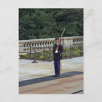 the history about the tomb of the unknown soldier