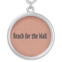 TOP Reach for the Wall Necklace