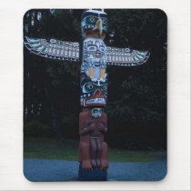 Totem pole, mousepad