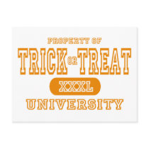 Treat ir Trick University postcards