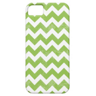 Trendy Distressed Worn Green White Chevron Pattern iPhone 5 Case