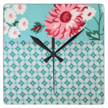 Trendy Girly Teal Floral Quatrefoil Pattern Clock